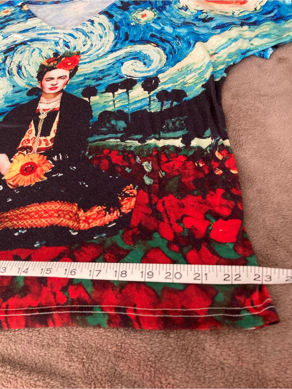 Frida Kahlo and Starry Night V-Neck Women’s T-shirt in Blue and Red - Picture 5 of 7